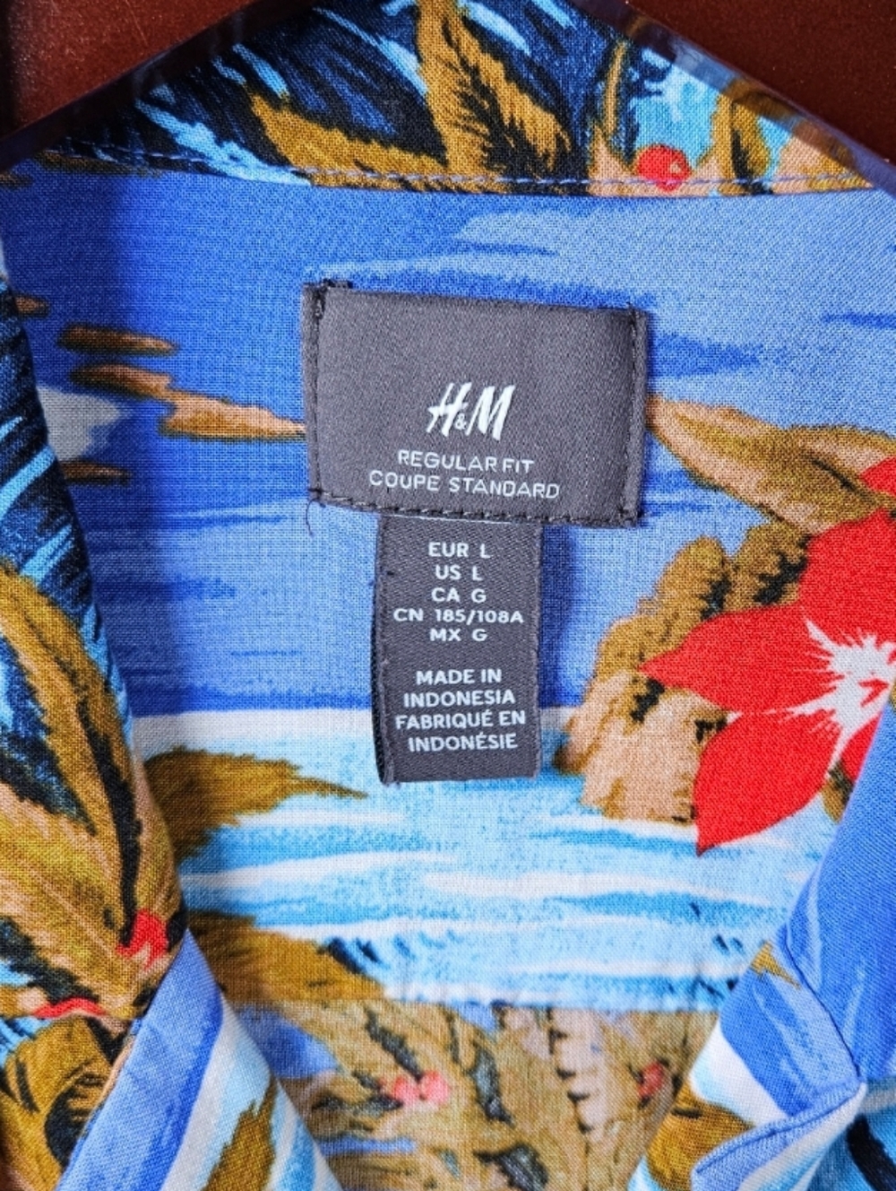 H&M Casual Blue Tropical Palm Print Button Down Shirt / Mens Size Large - Picture 9 of 9